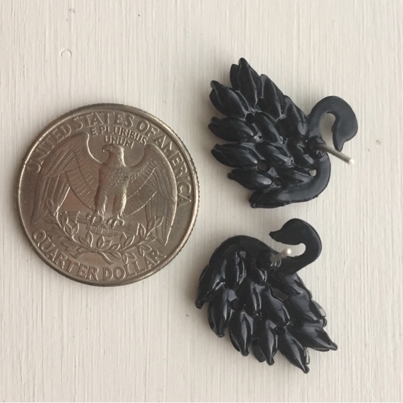 ⚜️[𝟯/$𝟯𝟴]⚜️Black Crystal 925 Post Earrings NEW - Picture 3 of 7